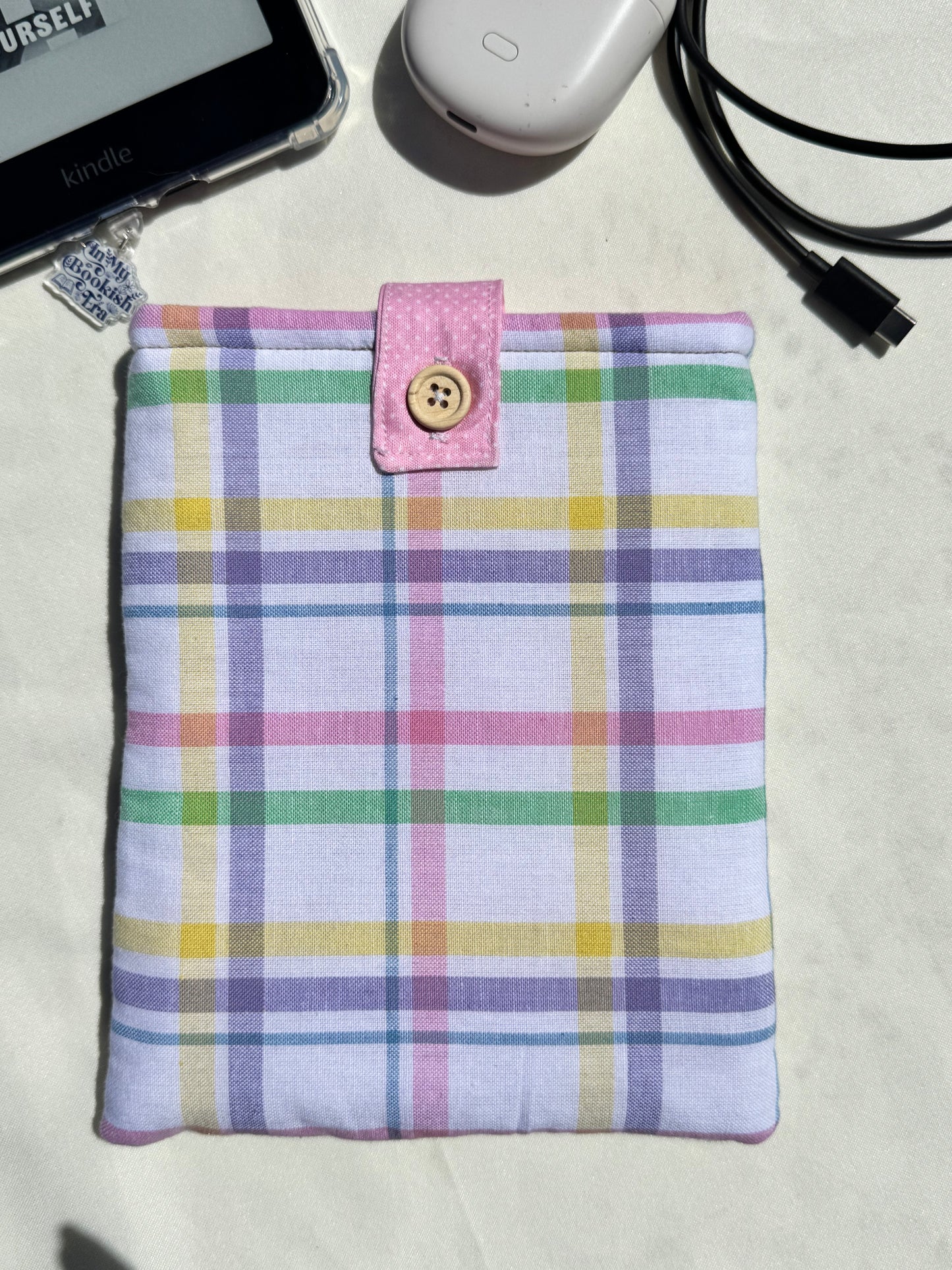 Soft Pink Kindle Sleeve — (without front Pocket)