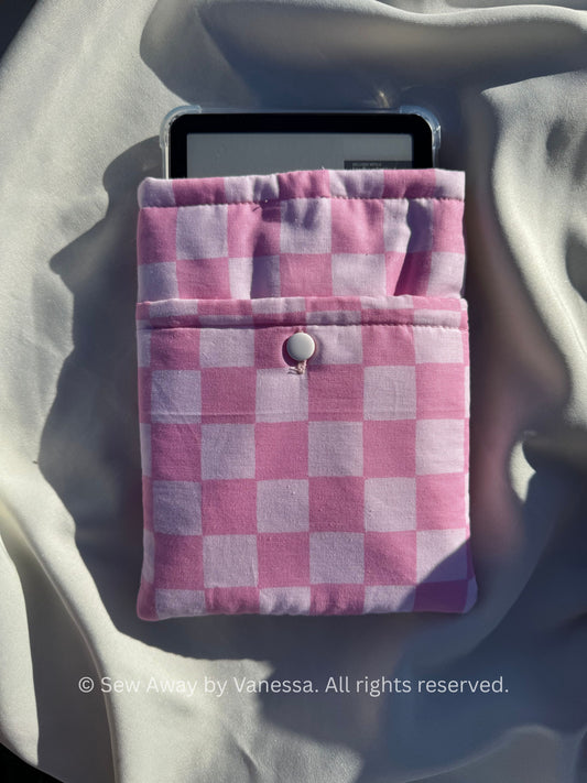 Our all-in-one Kindle sleeve- handmade designed fits Kindle paperwhite, color soft - Pink Cotton Candy Checkered