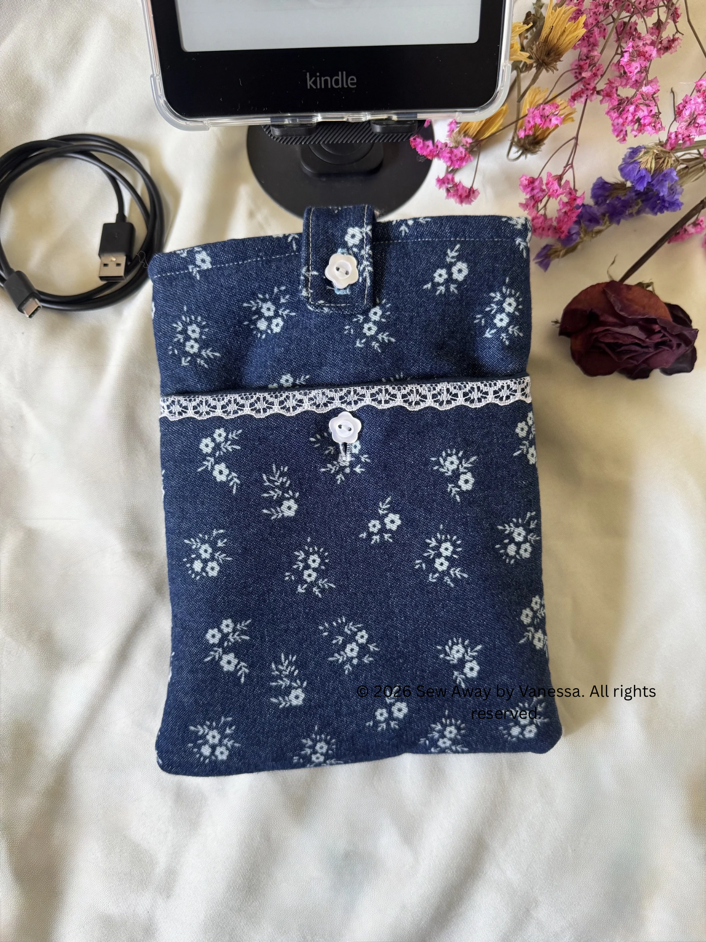 Classic Denim Ditsy Floral - Carry All Kindle Case with Front Pocket