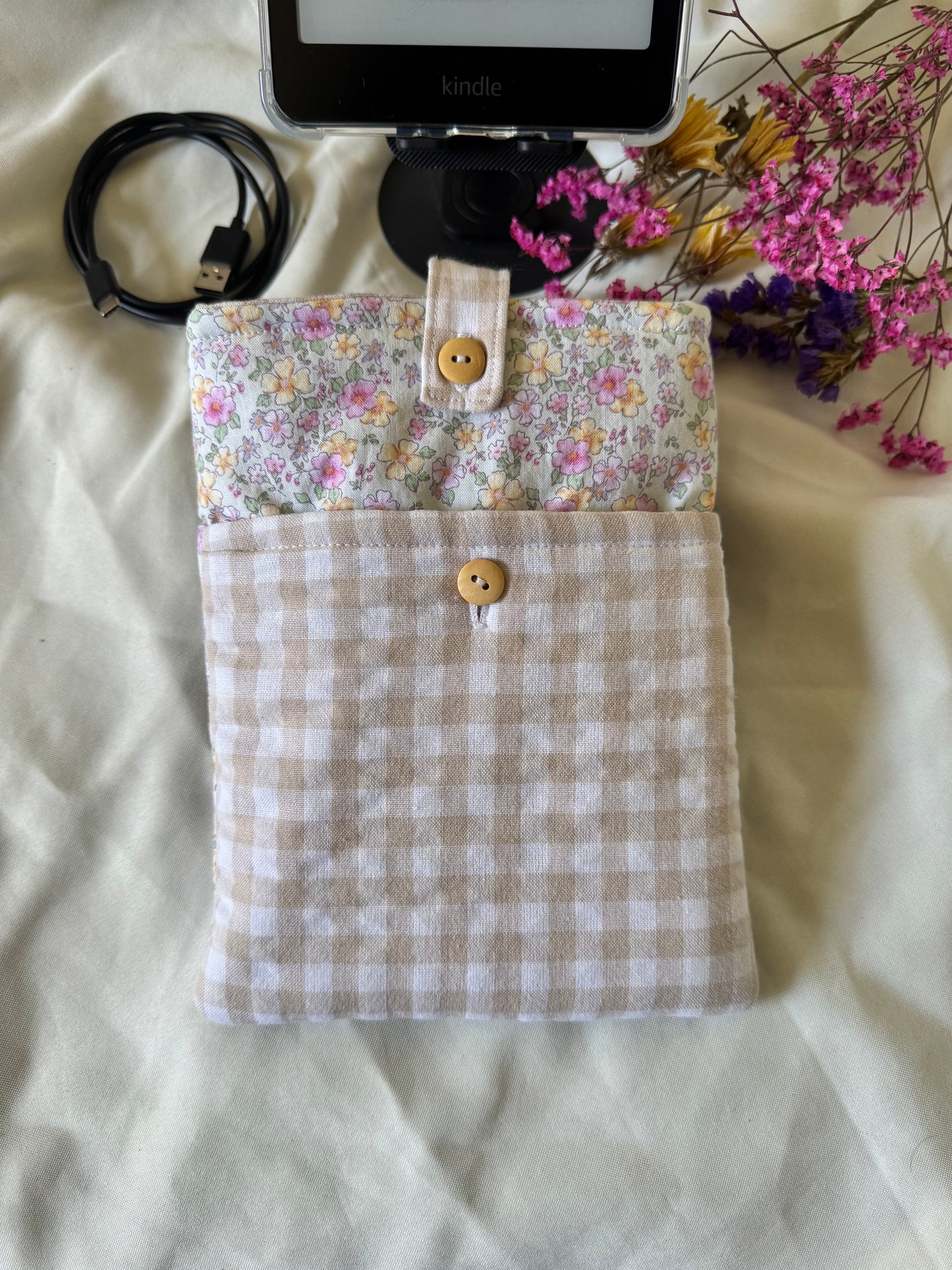 Morning Light - All in One Kindle Sleeve with Front Pocket