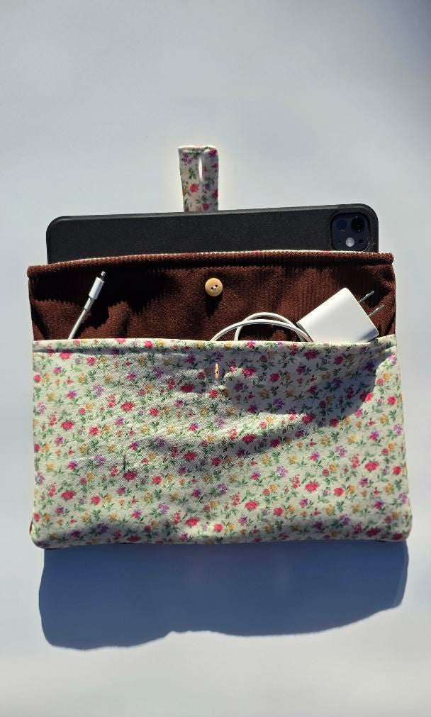 Warm Hugs Tablet Sleeve