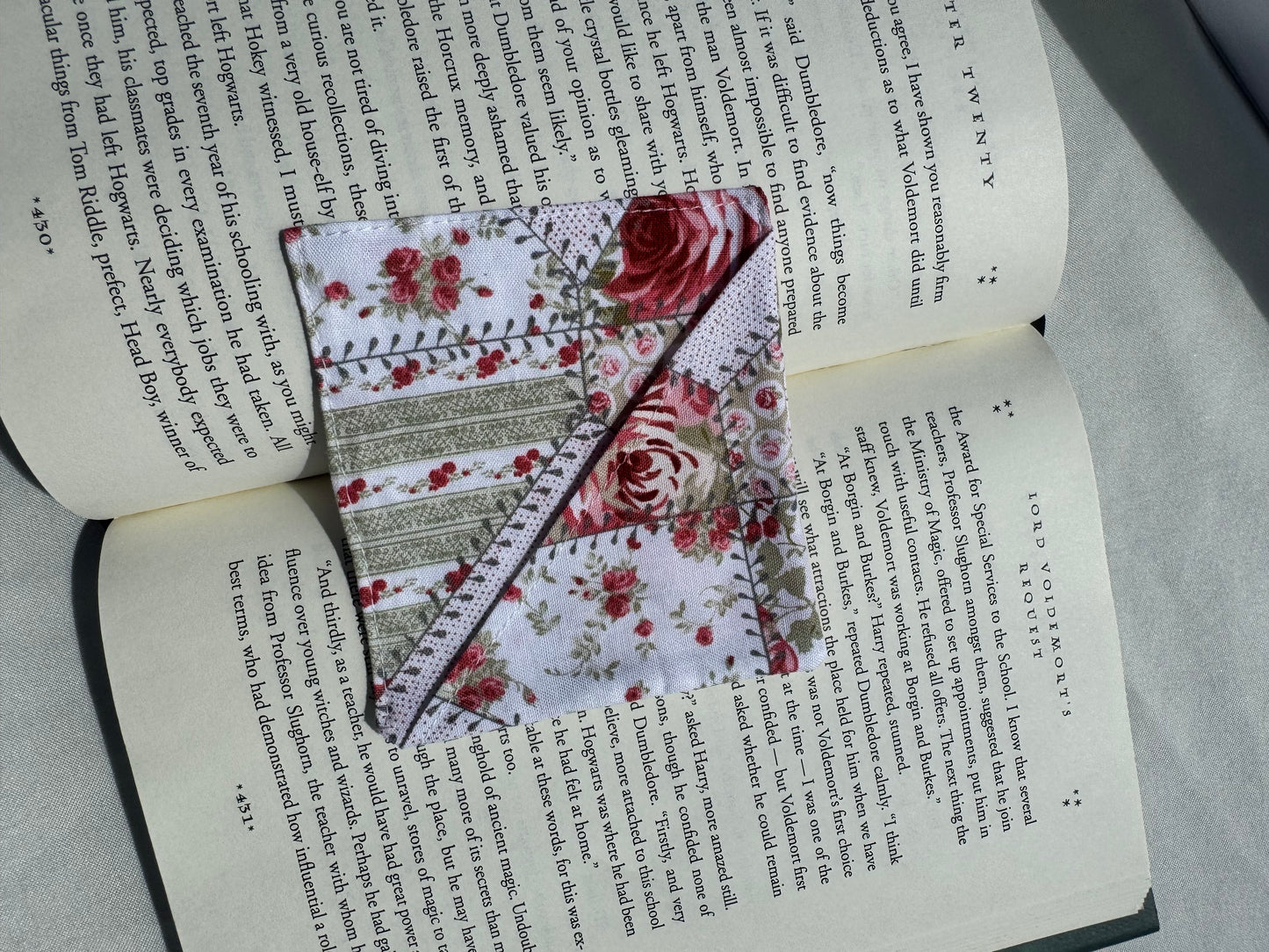 bookmark- Garden roses