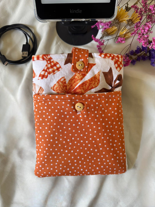 Rustic Bow Cluster All-in-One Kindle Sleeve with Front Pocket