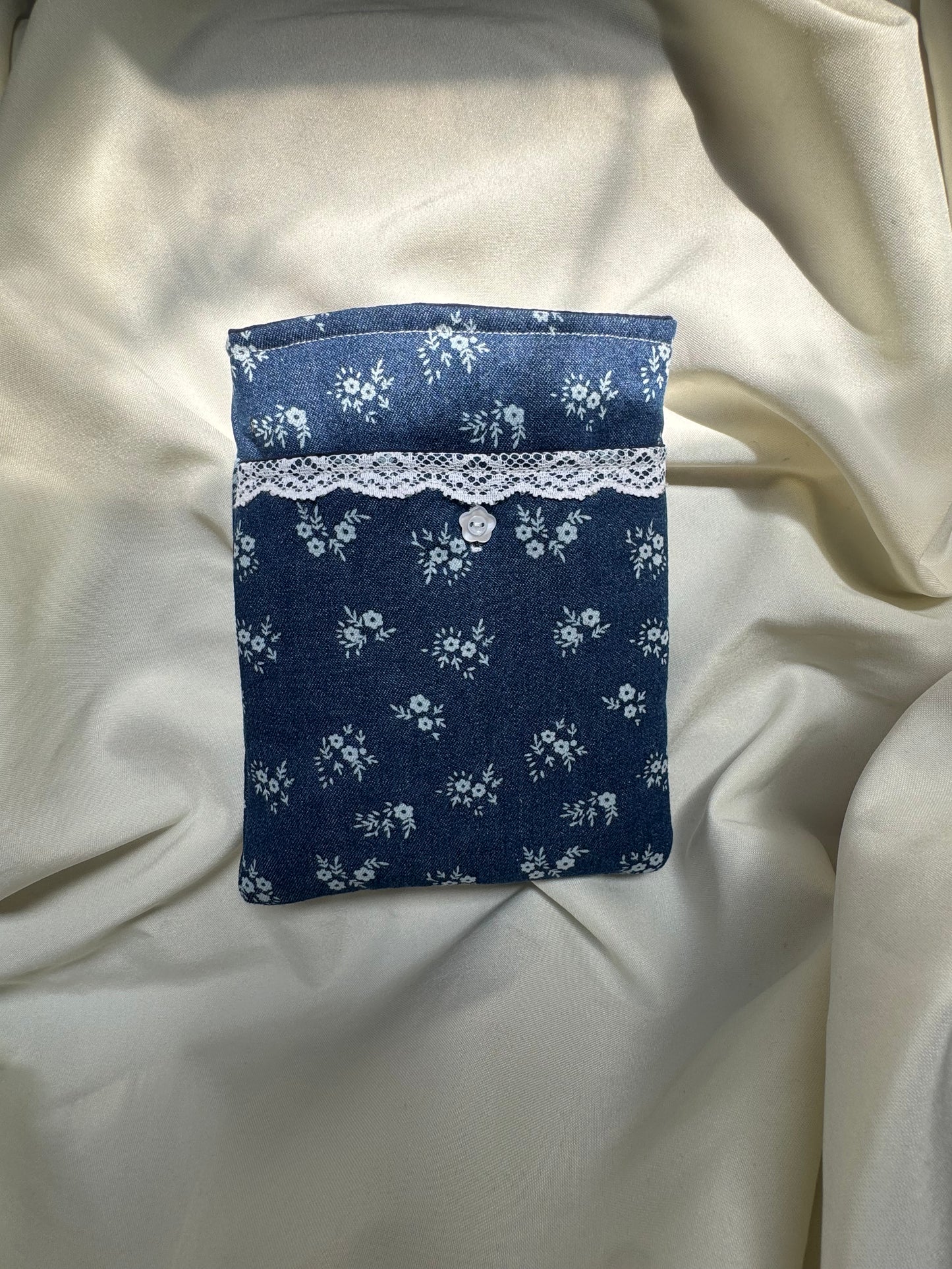 Blue Ditsy Floral Denim All-in-One Kindle Sleeve- (with front pocket)